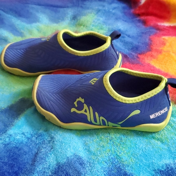 Merence water shoes Clearance